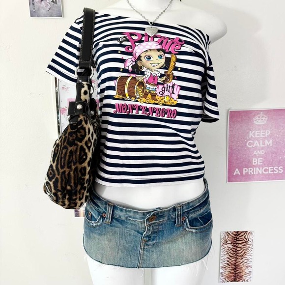 Y2K Striped Pirate Girl Graphic Tee Montenegro Crop Top - Picture 3 of 8